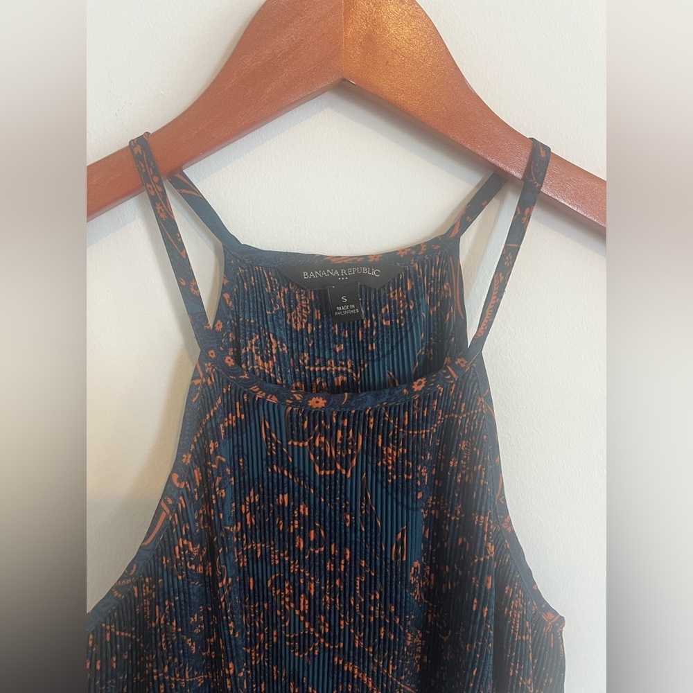 Banana Republic Factory blue and orange pleated halter tank - Picture 4 of 6